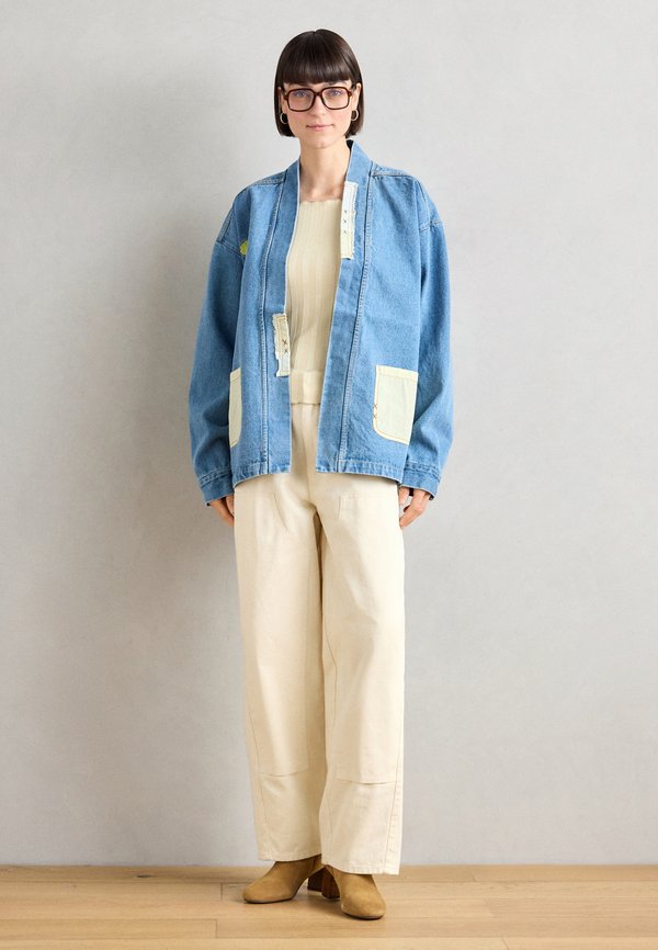 JACKET - Denim jacket - washed denim2