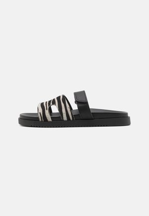 Steve Madden, Slip-on sandaler - black