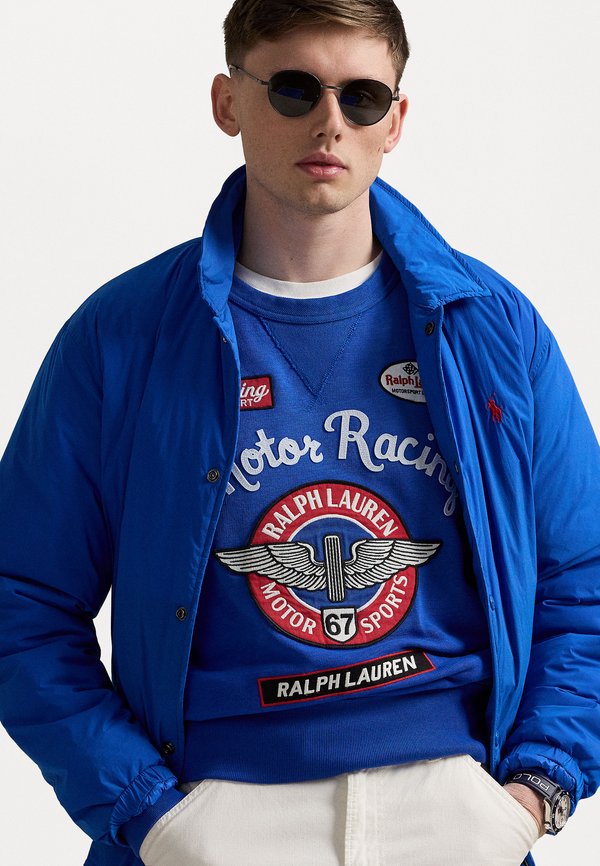 Vintage Fit Fleece Graphic Sweatshirt - Sweatshirt2