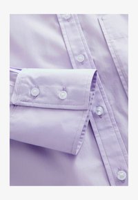 Unselected, lilac purple