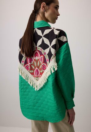 BASKILI KAPİTONE - Chemisier - green