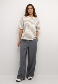 Kaffe WINNY 1/2 SLEEVE - Print T-shirt - ant white steeple gray stripe
