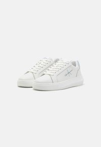 Calvin Klein Jeans CHUNKY CUPSOLE LACEUP MON - Tenisky - bright white/plein air