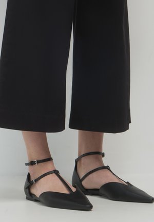 CON FASCETTE - Ankle strap ballet pumps - ultrablack