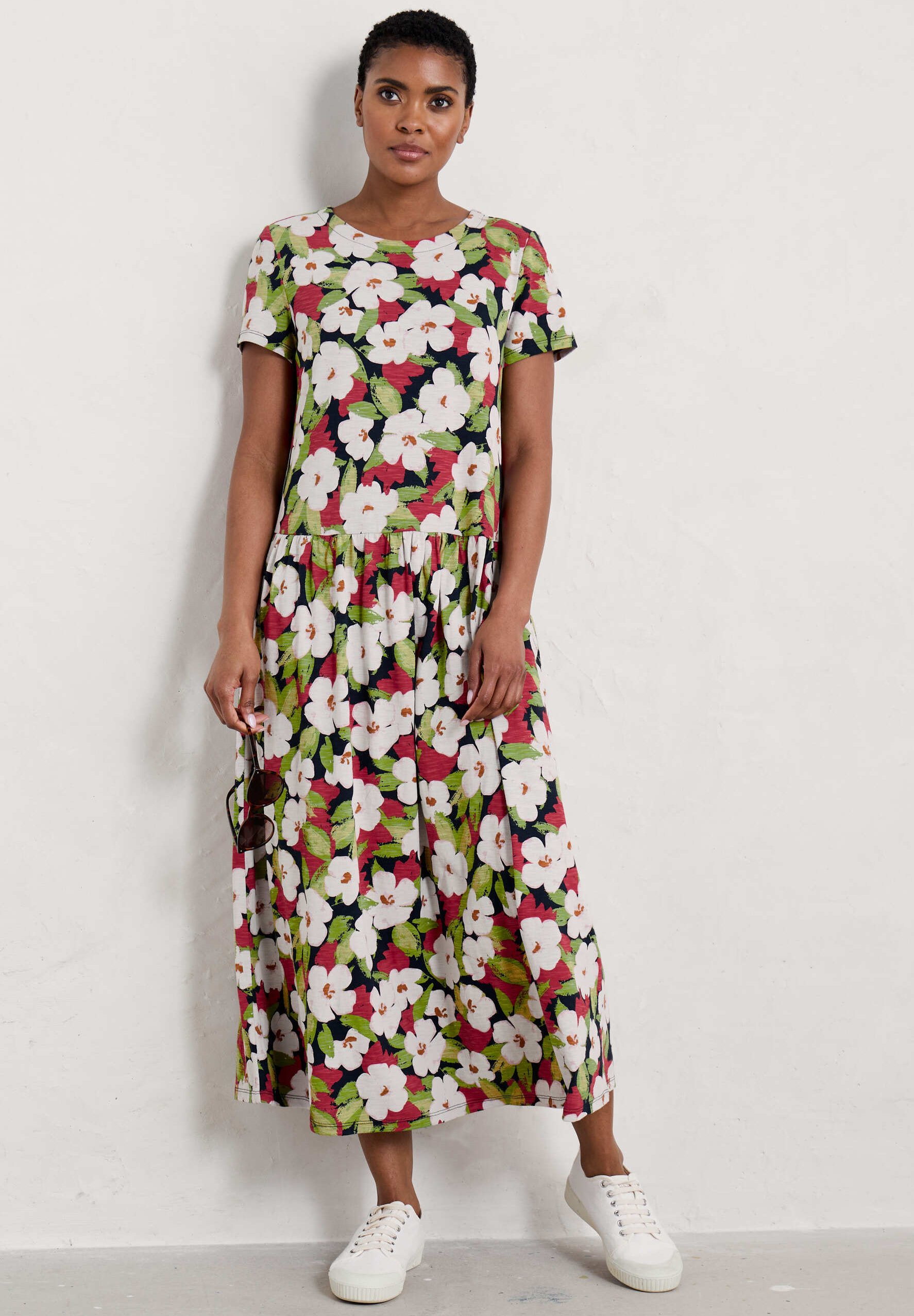 Seasalt Women's Short Sleeve Jersey Dress – Delicate Daisies Print, Fit & Flare, Pockets