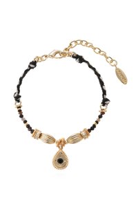 Bracelet doré avec des perles noires et brunes, un pendentif en forme de goutte et un cordon tressé noir et blanc. Fermeture à ressort et chaîne ajustable.