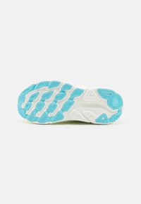 HOKA CLIFTON 9 - Sneakers basse - lettuce/solar flare