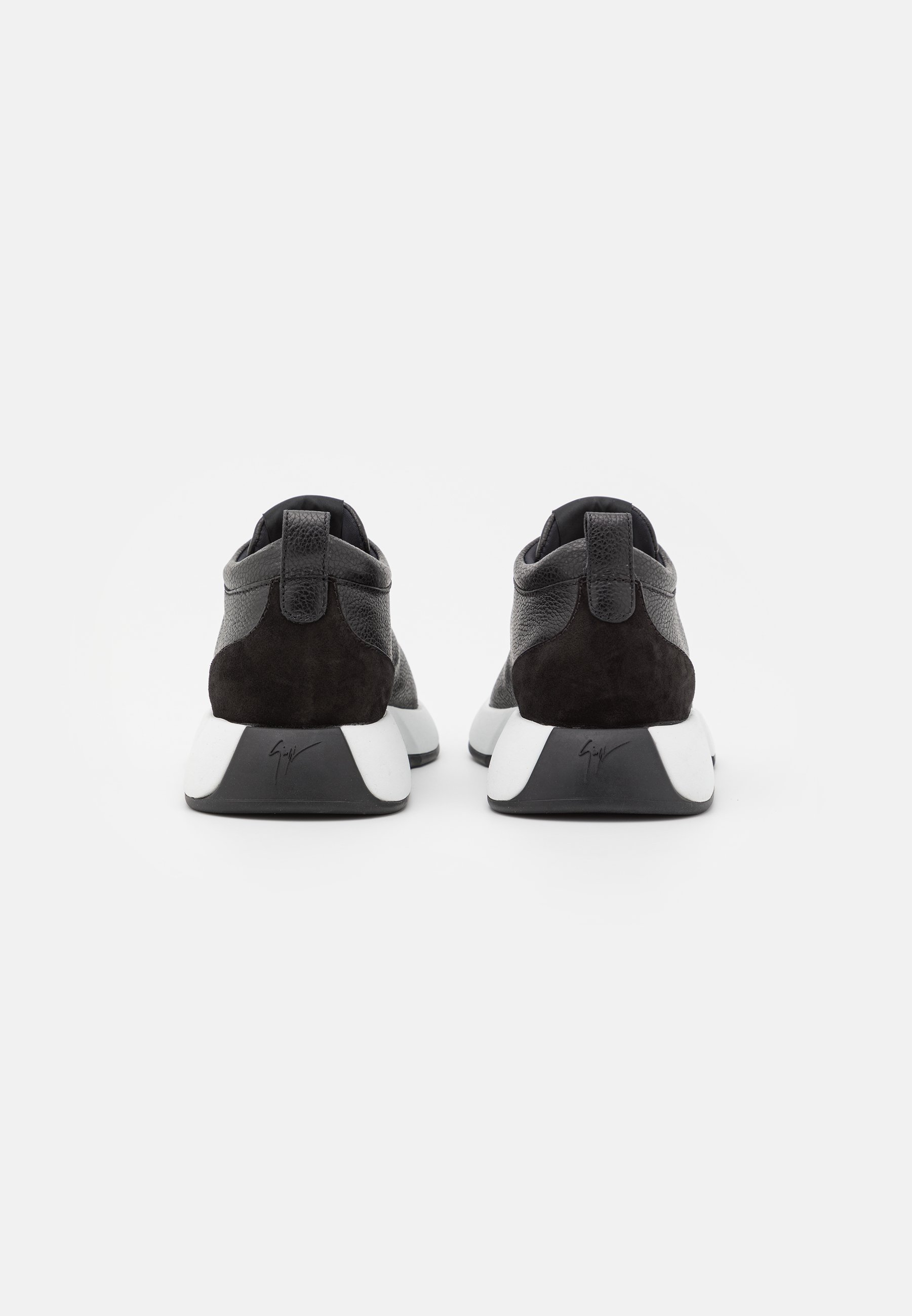 baby giuseppe trainers