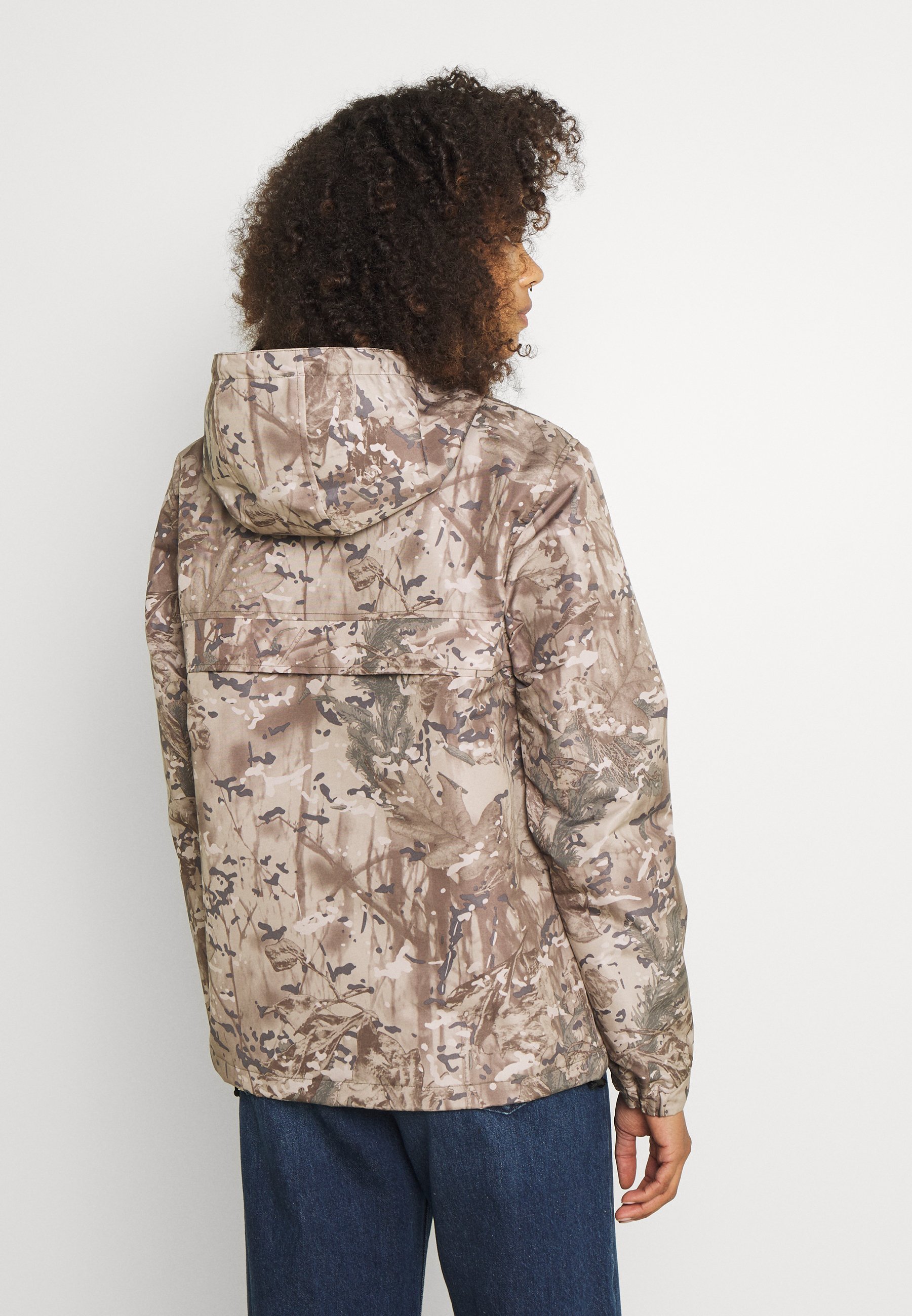 carhartt camo waterproof jacket