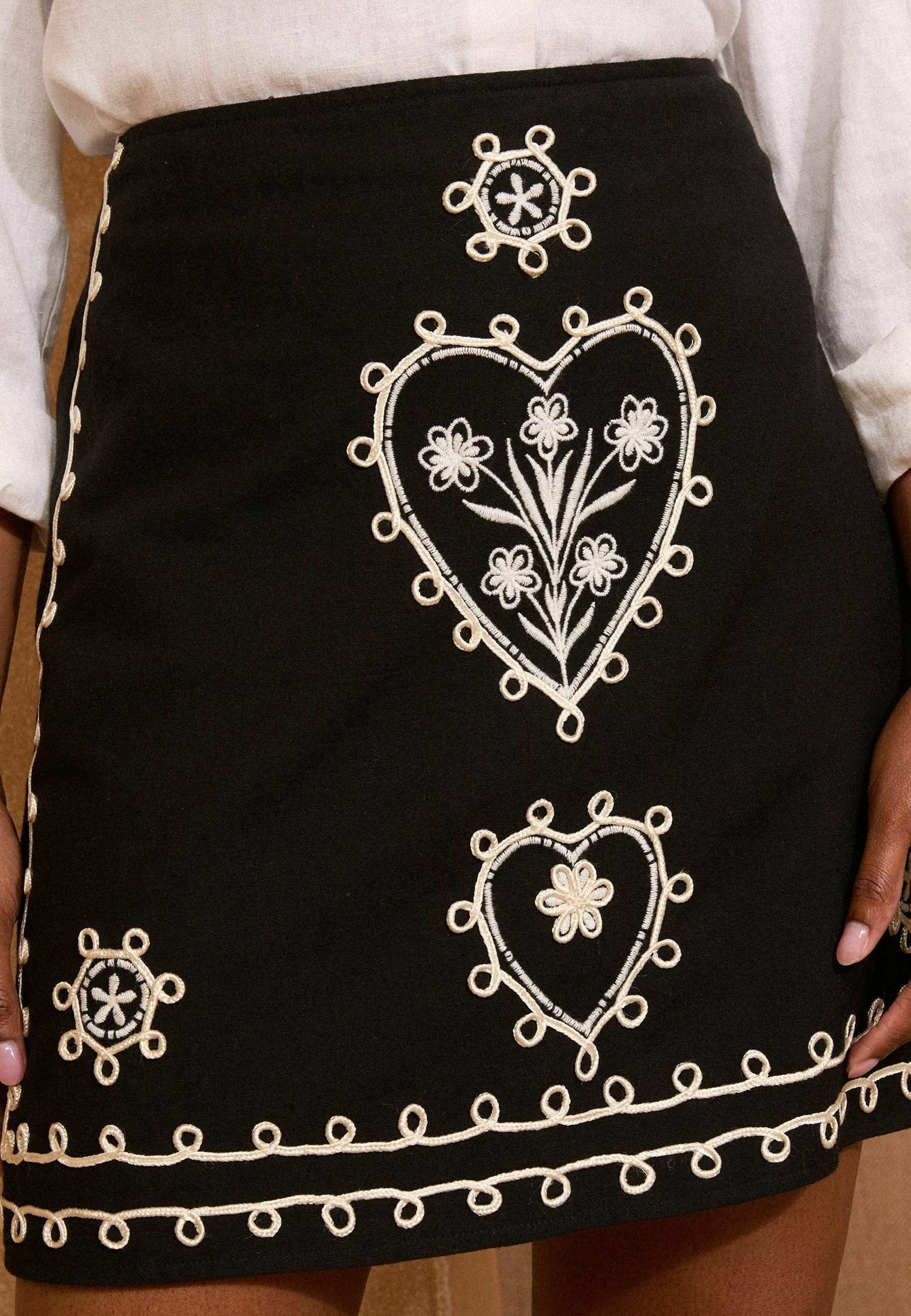 Lou　新品　Venica　Bijou embroidery skirt Venica Bijou embroidery skirt｜
