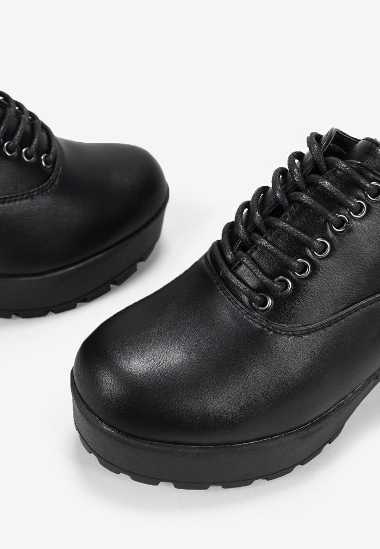 Bosanova Zapatos de salón con cordones - black/negro - Zalando.es