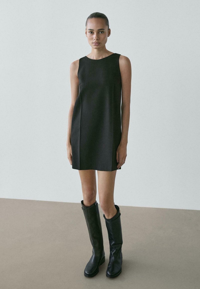massimo dutti leather dress BNWT Massimo Dutti Limited Edition Black Pleated Leather Dress Size M