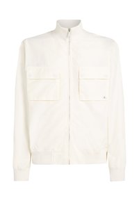 Giacca bomber color crema chiaro realizzata in tessuto liscio, con colletto alto, chiusura frontale con zip e due tasche sul petto con pattina. Polsini a coste.