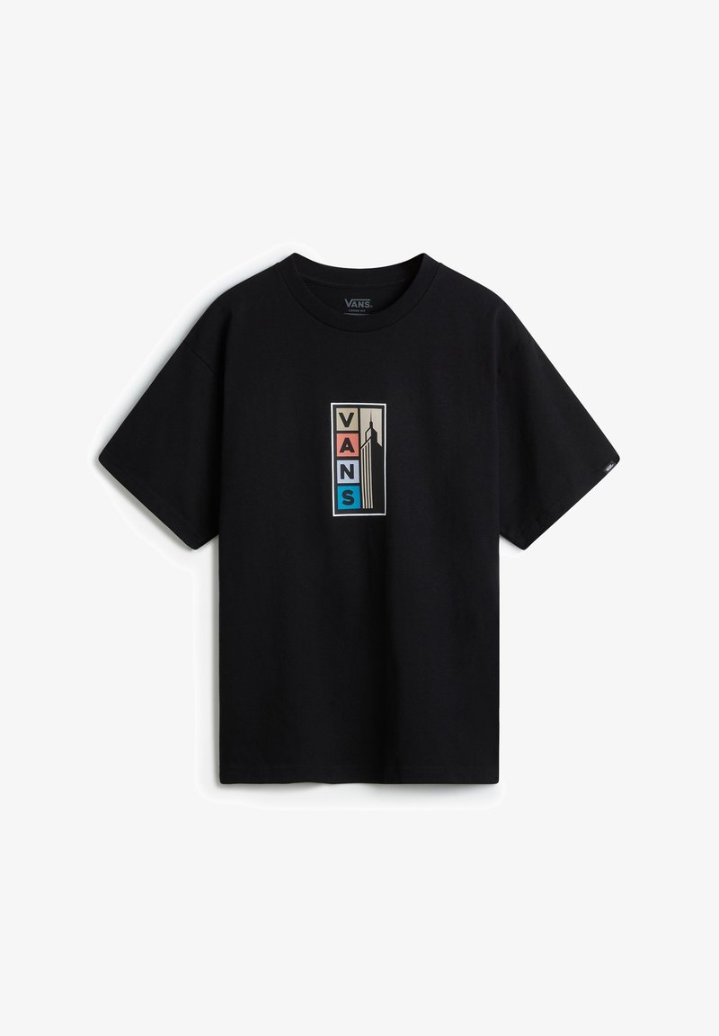 T-shirt noir à manches courtes avec un graphique rectangulaire au centre montrant le mot "VANS" en blocs verticaux colorés et la silhouette d’un immeuble haut.