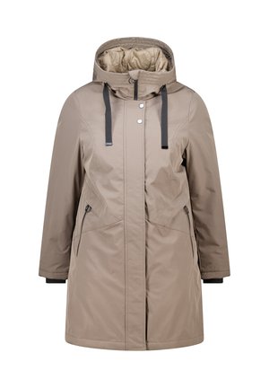 Parka imperméable beige avec une capuche, dotée d'une doublure matelassée, de deux poches latérales zippées et d'accents noirs sur les poignets et les cordons de serrage.