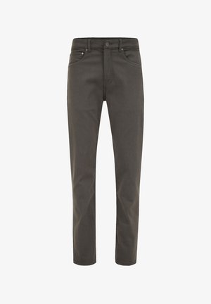 Maslinasto zelene traperice ravnog kroja, s pet džepova, petljama za remen i metalnim kopčama. Glatka tekstura i jednolična boja.