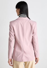 HUGO ATENIA - Σακάκι - light/pastel pink