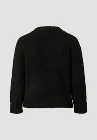 Czarny, teksturowany sweter z okrągłym dekoltem i długimi rękawami. Tył ma prosty wzór bez ozdób czy elementów metalowych.