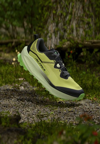Altra OLYMPUS 7
