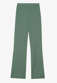 Unselected, iceberg green
