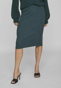 VILA VIRIL NOOS - Bleistiftrock - ponderosa pine