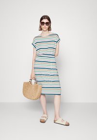 Vestido Corto Para Niñas En Ojalillo Blanco Nauty Blue 40121 NAUTY BLUE