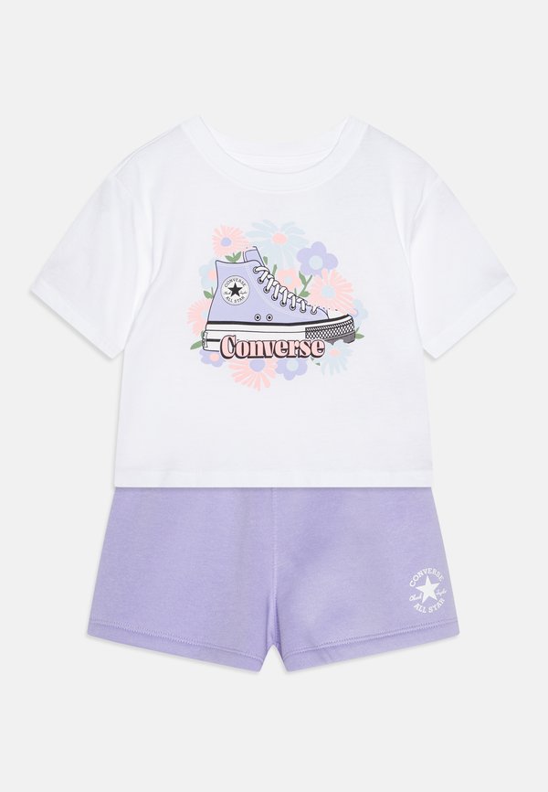 FLORAL SNEAKER TEE - Shorts - violet heat