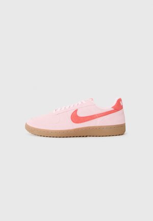 FIELD GENERAL - Baskets basses - pink foam/crimson/dark brown