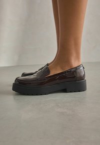 Next FOREVER COMFORT - REGULAR FIT - Chaussons - brown