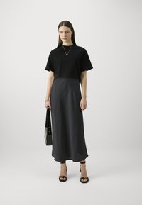 Bruuns Bazaar ACACIABBJOANAS SKIRT - Maksi svārki - black