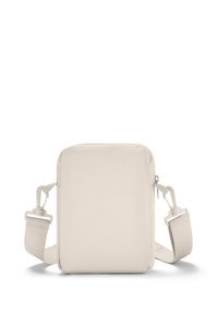 Beige rechteckige Crossbody-Tasche aus weichem Stoff. Verfügt über einen Reißverschluss, einen verstellbaren Tragegurt und Kunststoffbeschläge.