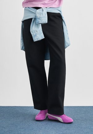 BRANDON - Jeansy carpenter