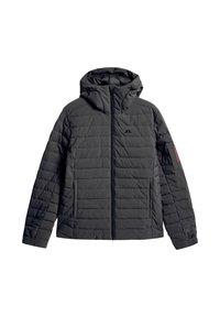 Svart isolerad jacka med quiltat mönster, huva och framdragkedja. Har elastiska ärmslut och en logo på bröstet. Slät struktur.