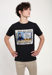 Henry Tiger ID CARD - T-shirt med print - black