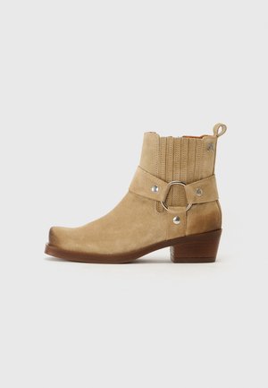 KORA CHELSEA ROCK - Kovbojská/motorkárska členková čižma - beige