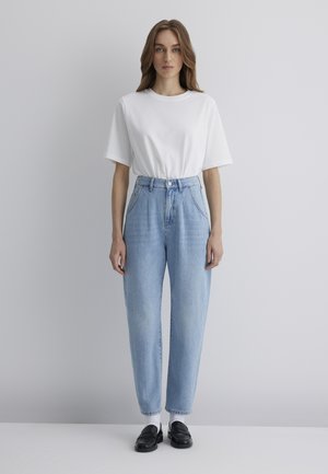 LAURA - Jeans Tapered Fit - lt blue lt