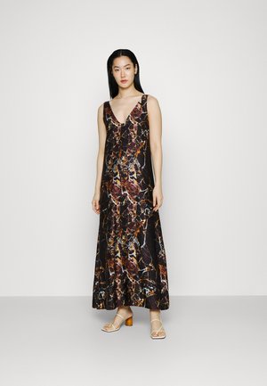 DRYKORN MAEVA - Robe longue - black