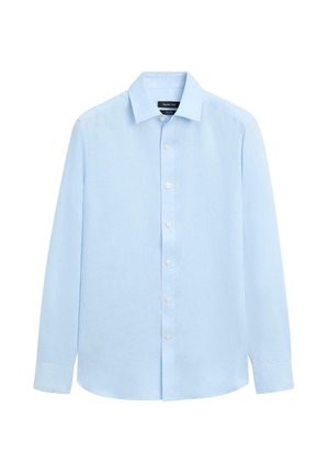 Camicia azzurra chiara a maniche lunghe con colletto a punta e bottoni bianchi, mostrata distesa su sfondo bianco.