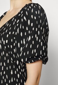 Vero Moda Vestido informal - black