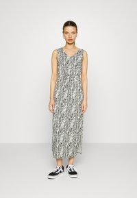 Vero Moda Petite VMEASY TANK DRESS - Vestido de dia - snow white