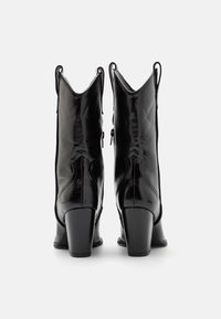 Even&Odd Wide Fit Botas camperas - black