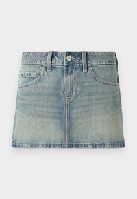 Džínová minisukně ve světle modré barvě. Má pas s poutky na pásek, přední kapsy a zapínání na knoflík. Hladká textura s minimálním vyblednutím.