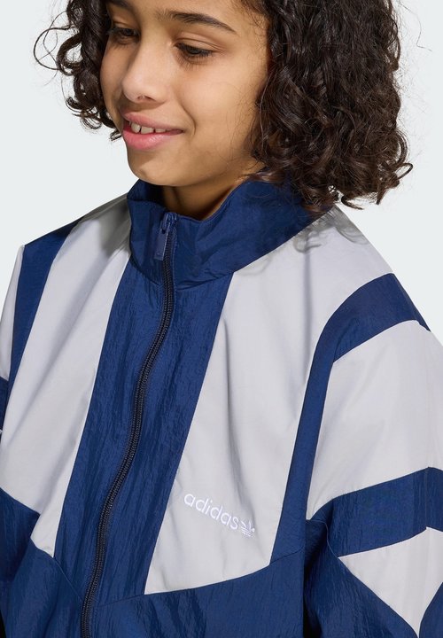 adidas OS BLOCKED W TT-JUNIOR UNISEX - Light jacket - night indigo/grey two — foto 3