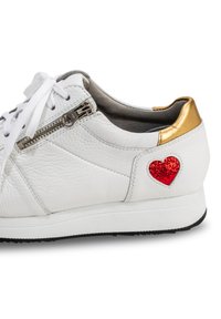 vitaform SOFT - Trainers - weiß