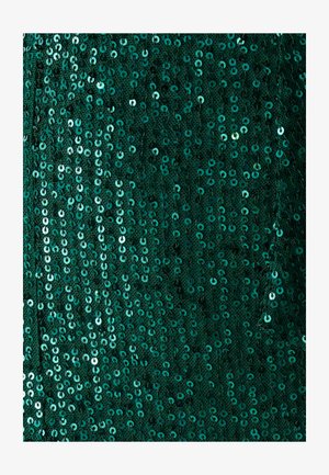 Zaļa spīdīgu sekvīnu audums, kas veidots no maziem, apaļiem sekvīniem, kas cieši salikti kopā, radot teksturētu virsmu ar mirdzošu efektu.