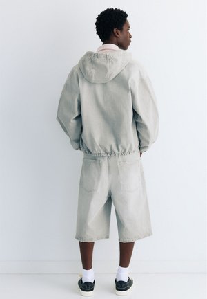 PULL&BEAR, HOODED ZIP-UP - JACKET - Cowboyjakker - light grey