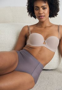 Spanx SHEER POWER BRIEF - Briefs - mythical grey
