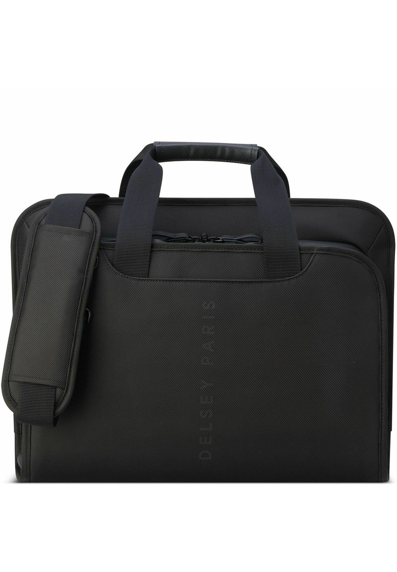 Borsa per laptop nera con superficie testurizzata, doppie maniglie superiori, una tracolla staccabile e un compartimento principale con zip. Presenta un dettaglio del logo.