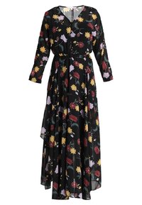 Czarna maxikreacja w kwiaty z długimi rękawami, z dekoltem w serek, marszczoną talią oraz mieszanką wzorów w kolorach czerwonym, żółtym i fioletowym.