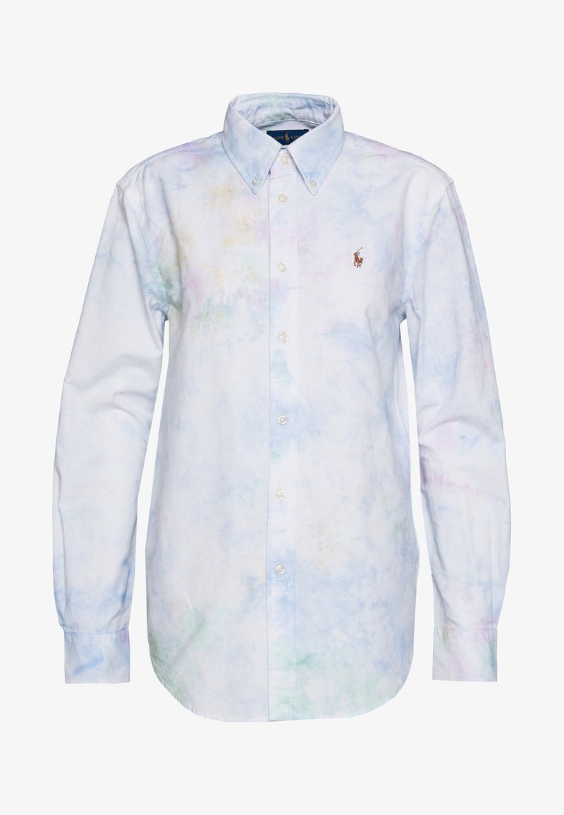 Chemise à manches longues boutonnée avec un léger motif tie-dye pastel et un petit logo brodé joueur de polo sur la poitrine.